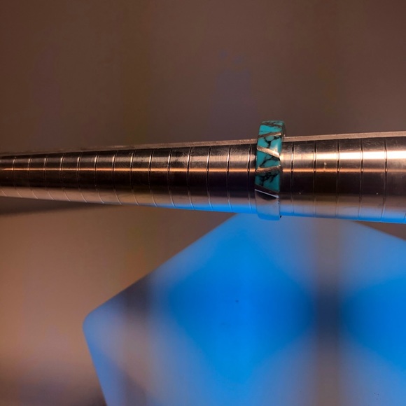 Silver ring - size 8 - Picture 5 of 8